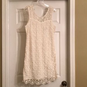 Sleeveless Mud pie shift dress